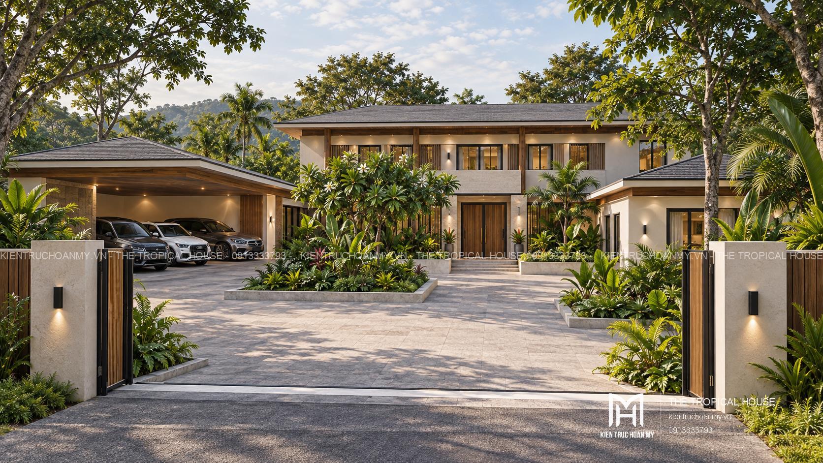Sân đón và gara 3 xe của villa homestay